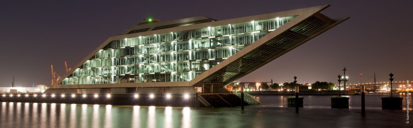 Docklands - Flachdach und Parkdach Bau